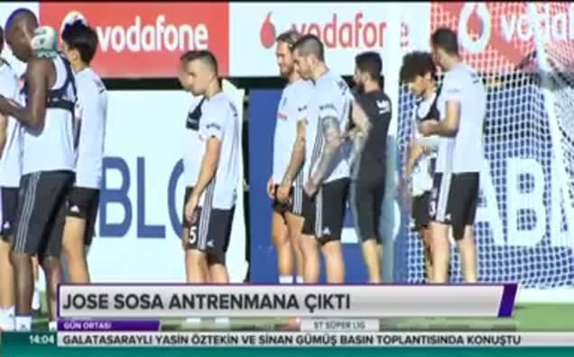 Jose Sosa antrenmana çıktı